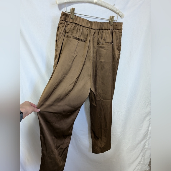 Dress pants - Picture 3 of 3